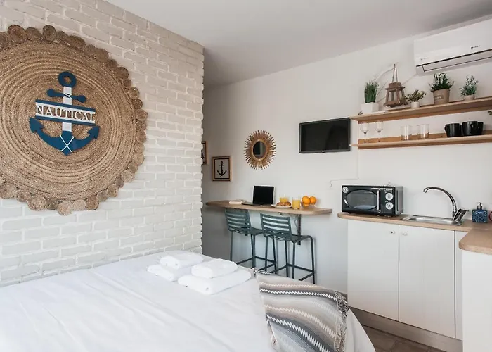 Wake Up With Acropolis View!